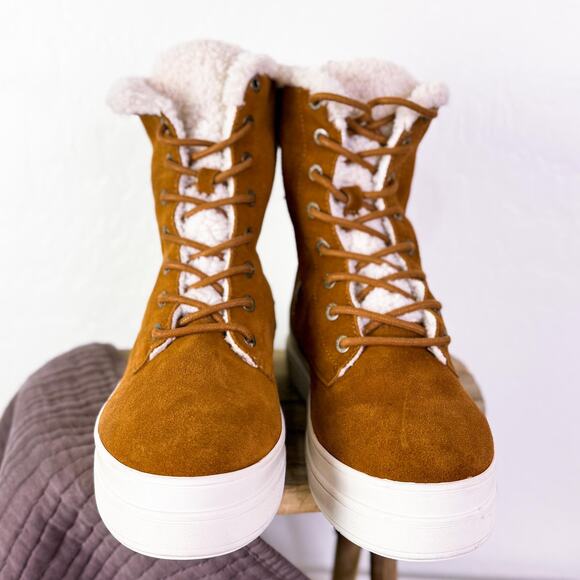 J/Slides Torrie Fleece Lined Water Resistant Platform Boots Cognac Size 10 NWT - Picture 5 of 11